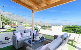 Casa Vasilia Traditional Home